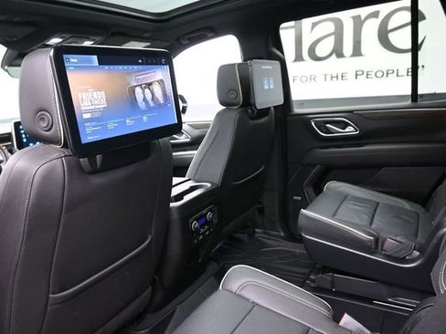 Used 2023 Chevrolet Tahoe Premier w/ Premium Package 2 AWD/4WD image 25