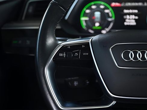 Used 2024 Audi Q8 e-tron Premium image 37