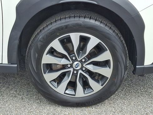 Certified 2023 Subaru Outback Limited image 9