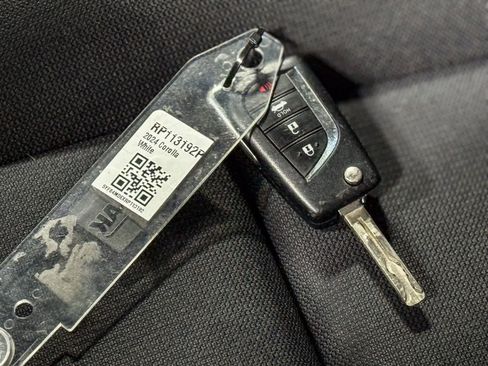 Certified 2024 Toyota Corolla LE FWD image 30