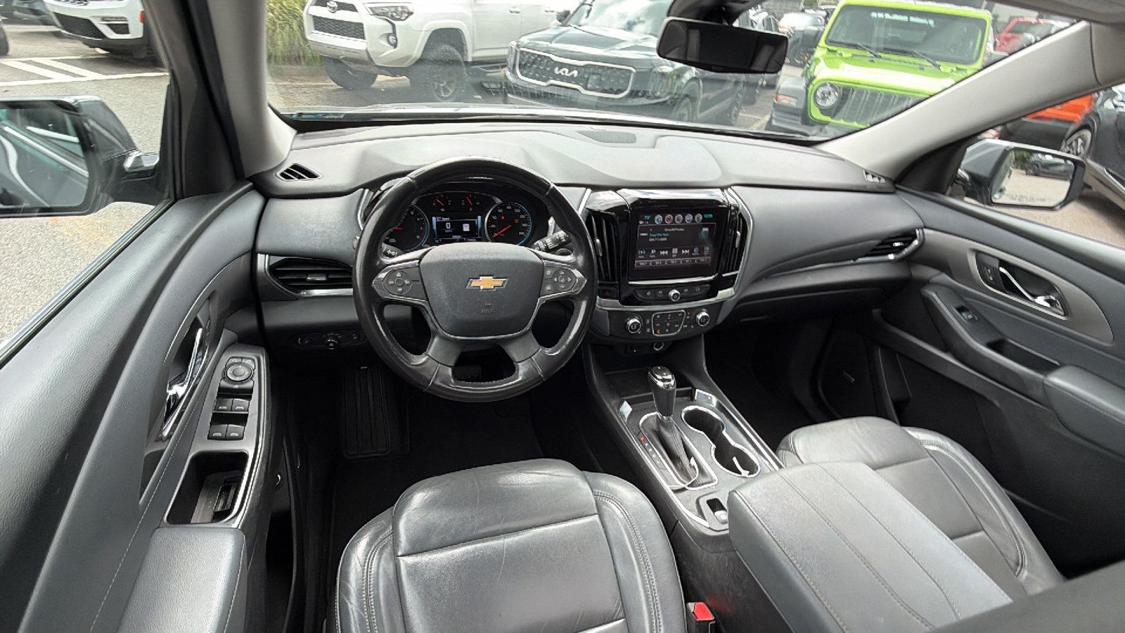 Used 2019 Chevrolet Traverse LT w/ LT Premium Package FWD image 28