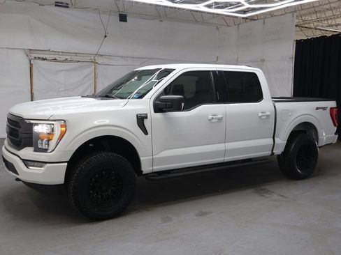 Used 2022 Ford F150 XLT w/ Equipment Group 302A High AWD/4WD image 4