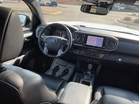 Used 2020 Toyota Tacoma TRD Off-Road w/ TRD Premium Off Road Package image 20