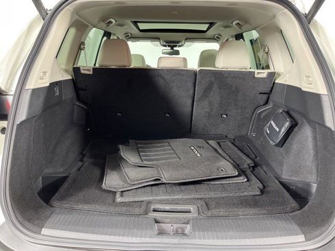 Used 2023 Nissan Rogue SL w/ SL Premium Package FWD image 45