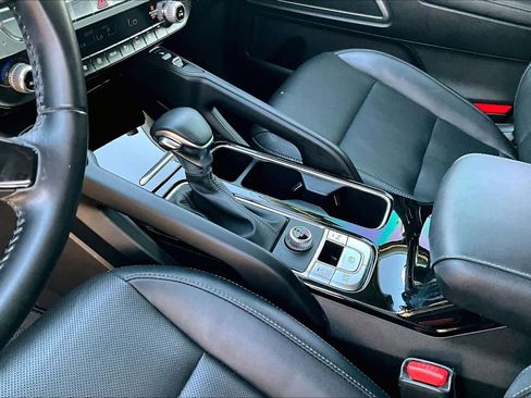 Used 2023 Kia Telluride S image 14