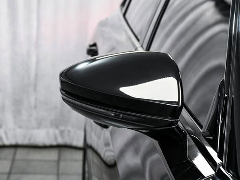 Used 2023 Audi S8 image 80