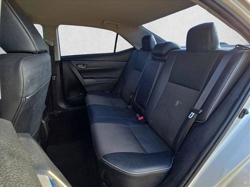 Used 2015 Toyota Corolla S image 17