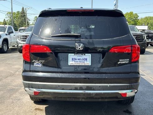 Used 2017 Honda Pilot Touring image 6