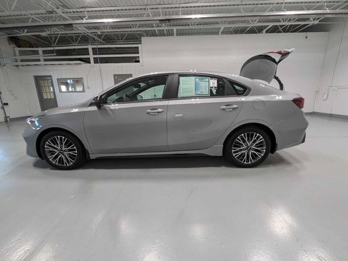 Used 2022 Kia Forte GT-Line w/ GT-Line Technology Package FWD image 12
