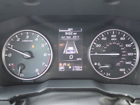 Certified 2025 Subaru Outback Premium image 16