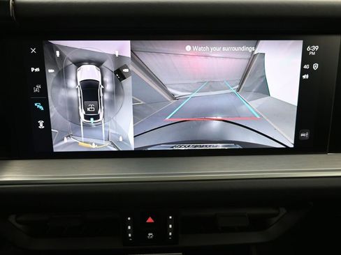 Certified 2025 Porsche Cayenne S AWD/4WD image 21