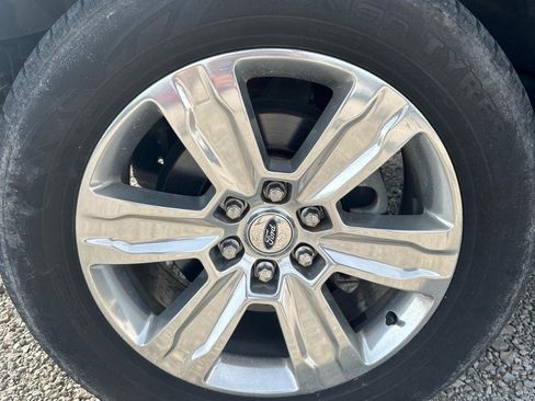 Used 2018 Ford F150 Platinum w/ Technology Package AWD/4WD image 9