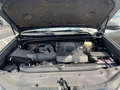 Used 2022 Toyota 4Runner Limited image 16