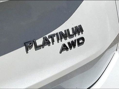 New 2026 Nissan Rogue Platinum w/ Tech Package AWD/4WD image 9