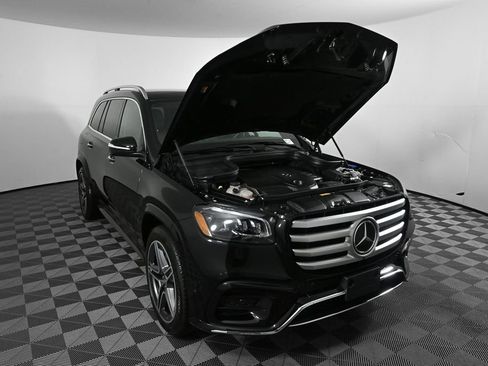 Certified 2024 Mercedes-Benz GLS 450 4MATIC image 34