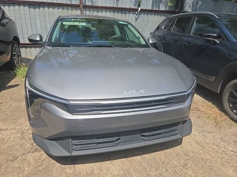 Used 2025 Kia K4 FWD image 7