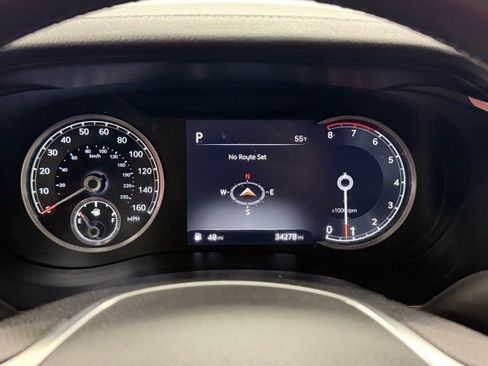 Used 2022 Genesis G70 2.0T image 15