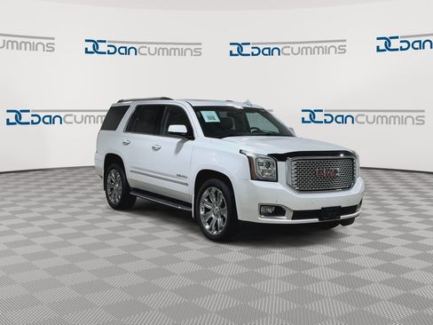 Used 2016 GMC Yukon Denali w/ Open Road Package AWD/4WD image 3