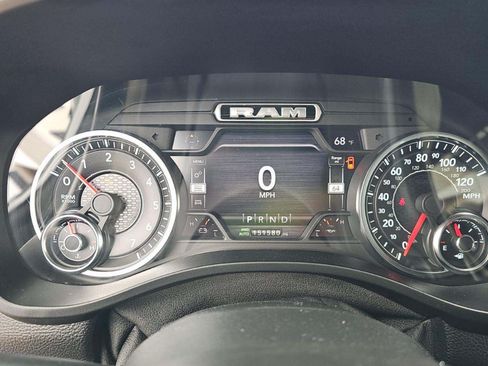 Used 2020 RAM 1500 Laramie w/ Sport Appearance Package AWD/4WD image 5