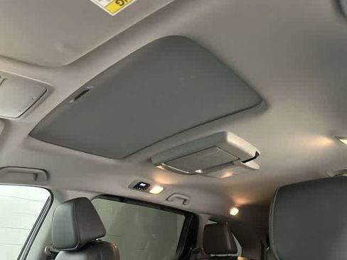 Certified 2023 Honda Odyssey Touring image 27