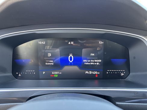 Certified 2023 Volkswagen Tiguan SE image 28