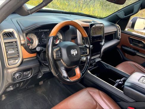 Used 2021 RAM 1500 Limited w/ Bed Utility Group image 18