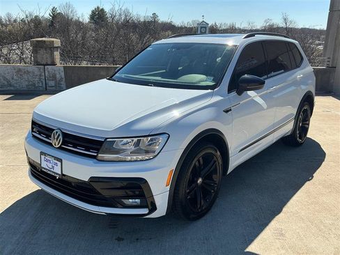 Used 2019 Volkswagen Tiguan SEL Premium R-Line AWD/4WD image 10