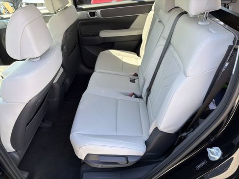New 2026 Hyundai Santa Fe SEL FWD image 23