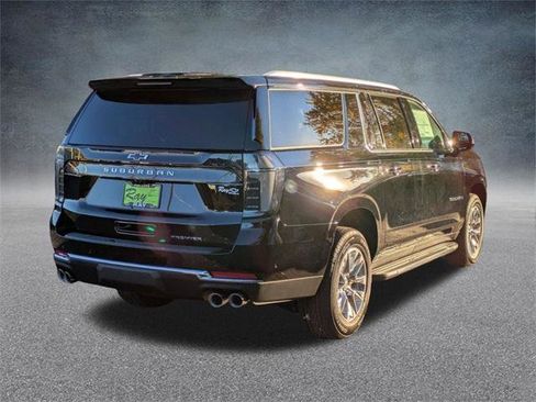 New 2026 Chevrolet Suburban Premier image 4