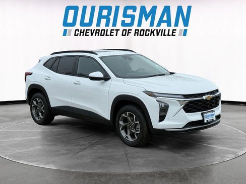 New 2026 Chevrolet Trax LT w/ Sunroof Package image 1