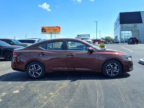 Used 2025 Nissan Sentra SV FWD image 28