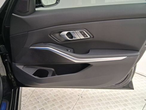 Used 2022 BMW 330e w/ Driving Assistance Package RWD image 35