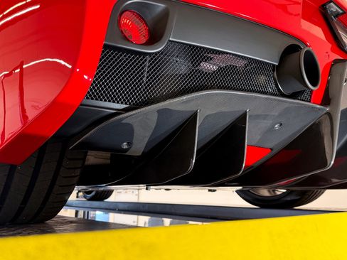 Used 2015 Ferrari 458 Speciale A image 94