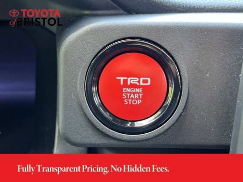 Used 2024 Toyota Tacoma TRD Sport AWD/4WD image 34