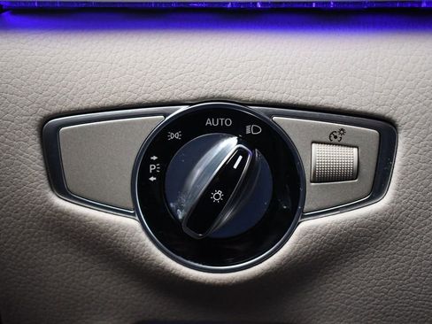 Used 2018 Mercedes-Benz S 560 4MATIC Sedan image 57