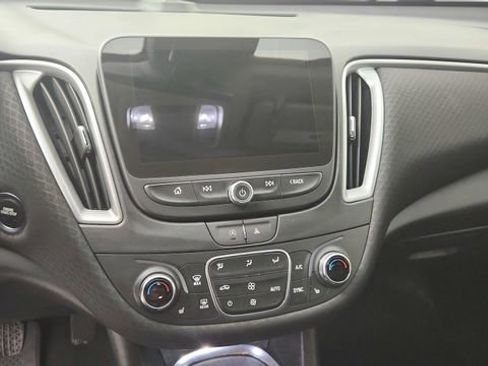 Used 2023 Chevrolet Malibu LT image 15