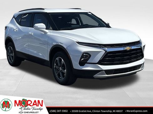 Certified 2024 Chevrolet Blazer LT FWD image 9