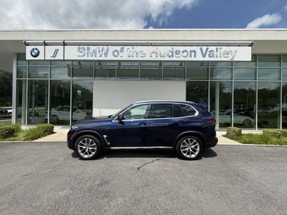 New 2026 BMW X5 xDrive40i w/ Premium Package