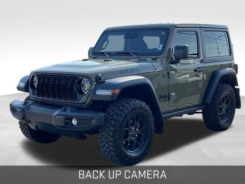 Used 2025 Jeep Wrangler Willys image 3