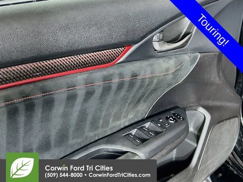 Used 2018 Honda Civic Type R image 12