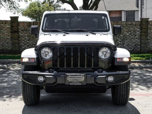 Used 2022 Jeep Gladiator Sport image 10