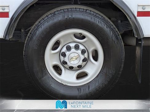 Used 2022 Chevrolet Express 3500 w/ Power Convenience Package image 24