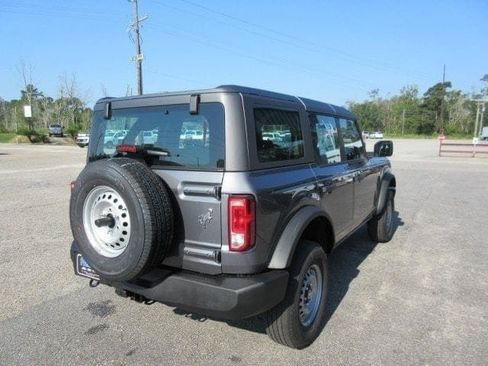 New 2025 Ford Bronco 4-Door AWD/4WD image 5