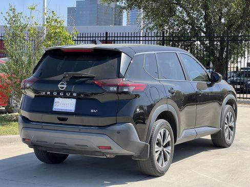 Certified 2023 Nissan Rogue SV image 4