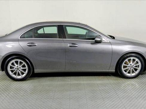 Used 2020 Mercedes-Benz A 220 4MATIC w/ Premium Package image 8