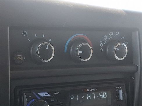 Used 2020 Chevrolet Express 2500 image 13