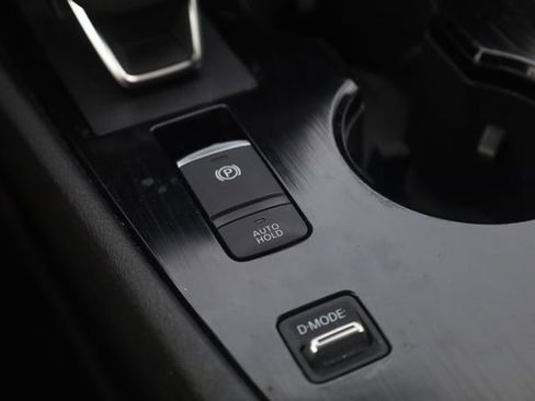 Used 2023 Nissan Rogue S FWD image 19