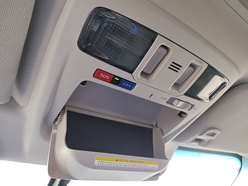 Used 2018 Subaru Outback 2.5i Limited image 39