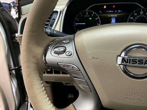 Used 2017 Nissan Murano SL image 11