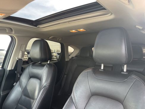 Used 2022 MAZDA CX-5 AWD 2.5 S w/ Premium Package image 22